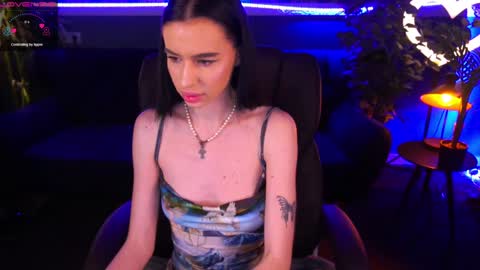 snow_whiteeex online show from January 2025 02:36:01 PM