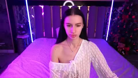 snow_whiteeex online show from January 2026 06:40:01 AM