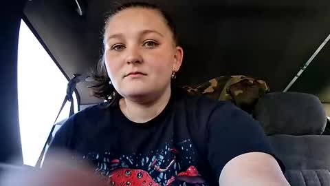 snowbunny_max online show from March 2026 06:04:02 PM