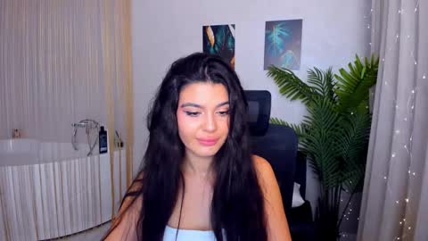 snowingwinter online show from March 2025 10:30:02 PM