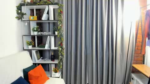 Polly online show from February 2026 05:11:02 AM