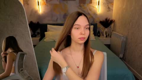 Sofa online show from April 2026 01:14:01 AM