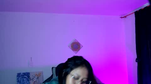 sofia online show from October 2025 07:27:01 PM