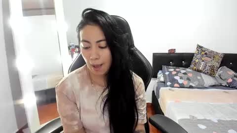 Snapshot of sofhya_jay9 chatting on December 2024 12:23:01 AM Evainked online show from December 2024 12:23:01 AM