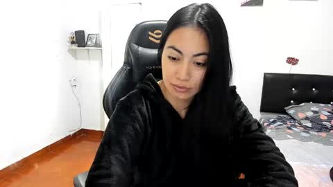 Snapshot of sofhya_jay9 chatting on January 2025 07:07:01 PM Evainked online show from January 2025 07:07:01 PM