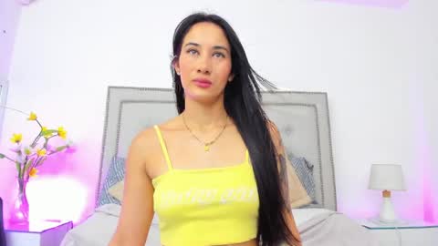sofhyalove online show from May 2026 08:50:02 PM