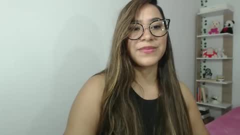 Snapshot of sofi4__ chatting on March 2025 04:08:02 AM sofi online show from March 2025 04:08:02 AM