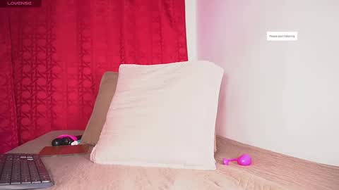 Sofia online show from September 2025 03:10:02 AM