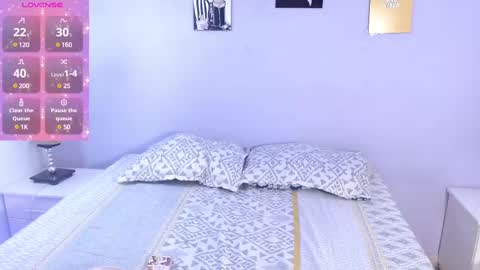 sofi smith online show from December 2024 07:12:02 PM