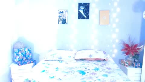 sofi smith online show from December 2024 07:32:01 PM