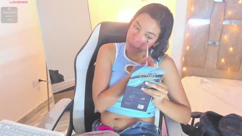 sofi smith online show from February 2025 06:29:02 PM