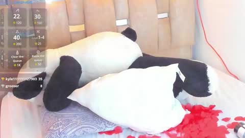 sofi smith online show from February 2025 02:09:02 AM