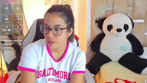 sofi smith online show from February 2025 02:25:01 AM