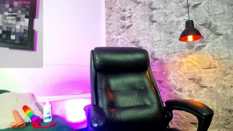 sofi_wiliiams2 online show from April 2026 08:07:02 PM