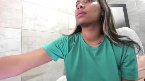 sofia86379 online show from January 2025 01:08:01 AM