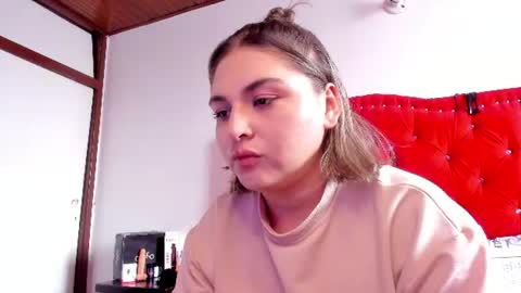 Sofia  bella online show from June 2026 05:28:02 PM