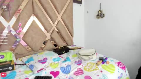 Sofia online show from November 2025 09:20:01 PM