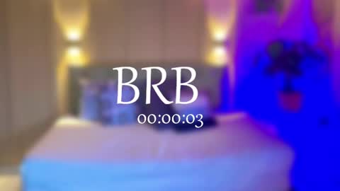 Sofia online show from October 2025 07:09:02 PM