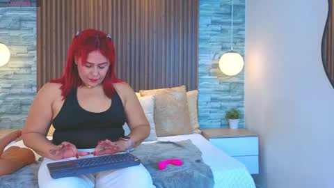 sofia_gutierrez_x online show from June 2026 04:00:02 PM