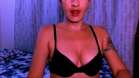 Sofia  online show from February 2025 02:28:02 AM