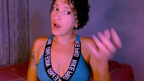 Sofia  online show from September 2025 10:04:01 PM