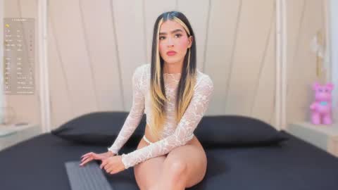 Snapshot of sofia_mercer chatting on May 2026 04:06:02 AM Sofia Mercer online show from May 2026 04:06:02 AM