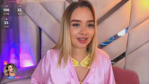 Snapshot of sofia_pamela_ chatting on May 2026 04:56:01 PM online show from May 2026 04:56:01 PM