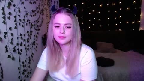 Snapshot of sofia_rosemary chatting on February 2025 12:39:02 PM sofia_rosemary online show from February 2025 12:39:02 PM