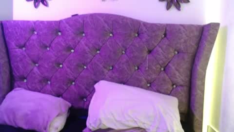 sofia online show from April 2026 07:14:01 PM