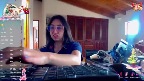 Snapshot of sofia_vanner chatting on December 2024 06:27:02 PM SOFIA online show from December 2024 06:27:02 PM