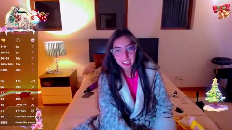 Snapshot of sofia_vanner chatting on December 2024 03:47:02 AM SOFIA online show from December 2024 03:47:02 AM