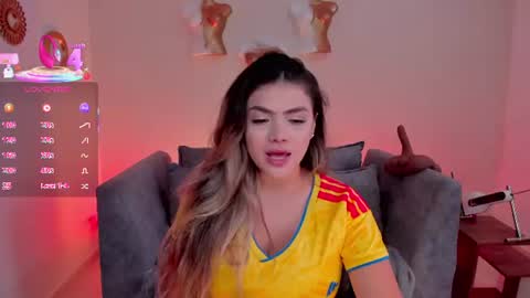sofia_velvetx online show from July 2026 02:12:01 PM