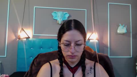 Sofa online show from November 2025 11:10:02 AM