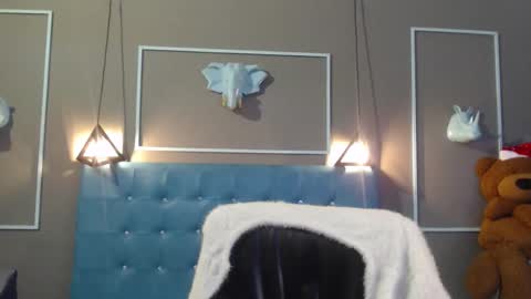 Sofa online show from November 2025 11:09:02 AM