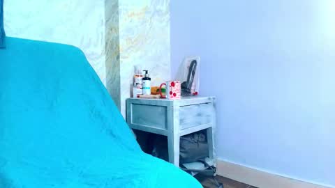 sofiaa_little online show from November 2025 07:34:02 PM