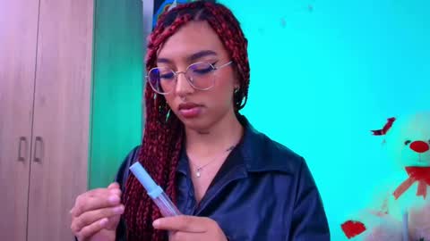 Sofia online show from February 2025 02:12:02 PM