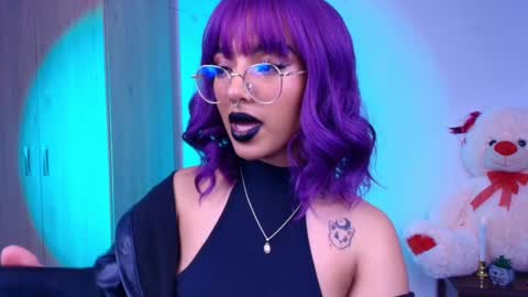 Sofia online show from February 2025 07:01:01 AM