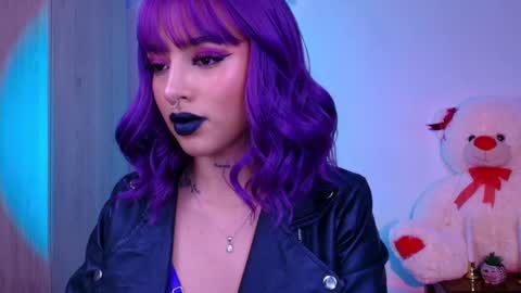 Sofia online show from March 2025 09:18:02 PM