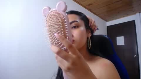 Sofia online show from October 2025 12:56:02 PM