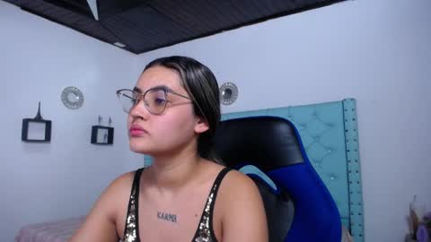 Sofia online show from April 2026 10:19:02 AM