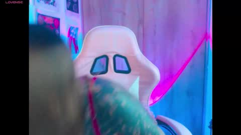 Snapshot of sofiacarti_ chatting on October 2025 02:39:02 AM online show from October 2025 02:39:02 AM