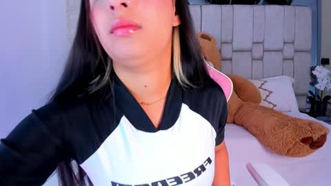 Snapshot of sofiacortez chatting on December 2024 12:45:01 PM Sofia online show from December 2024 12:45:01 PM