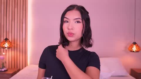 Snapshot of sofiacortez chatting on October 2025 12:11:01 PM Sofia online show from October 2025 12:11:01 PM