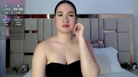sofiaduque_26 online show from February 2025 08:44:02 PM