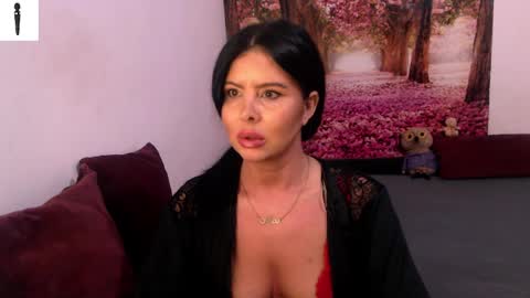 sofialiub online show from December 2024 05:33:01 PM