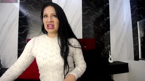 Sofia online show from April 2026 02:11:02 PM