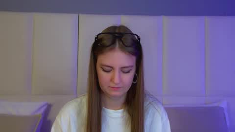 Snapshot of sofiasarvain chatting on February 2026 07:01:02 PM Sofia online show from February 2026 07:01:02 PM