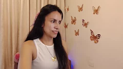 Sofi Bella online show from July 2026 07:38:01 PM