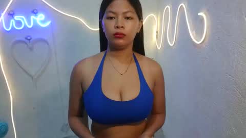 sofie_loorexx online show from April 2026 02:47:02 PM