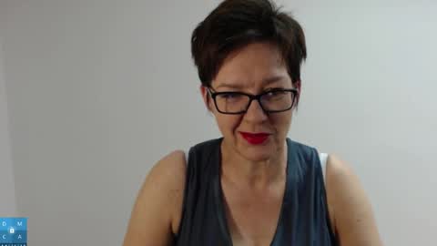 Sofie Velvet online show from October 2025 06:12:01 AM